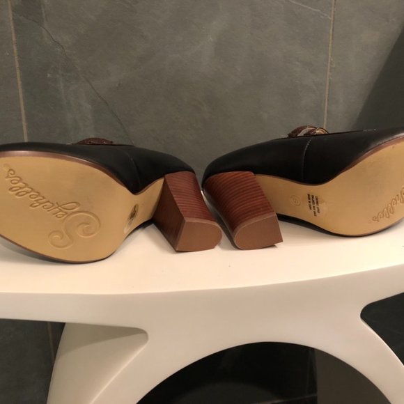 Seychelles, new mary janes, black and cognac, size 6 - Picture 6 of 7